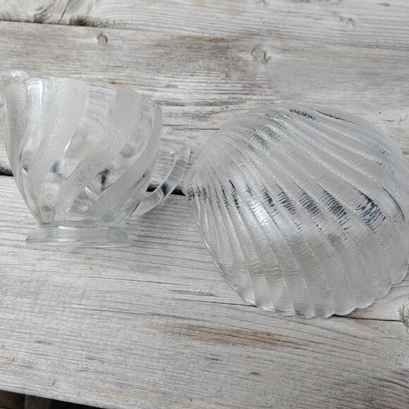 Two piece Creamer Cup set and shell bowl Glass Shell Bowl Glass Swirl Creamer - Picture 3 of 4